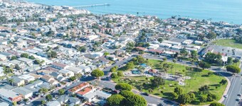 Walk to Beach! - Cozy SC Studio
