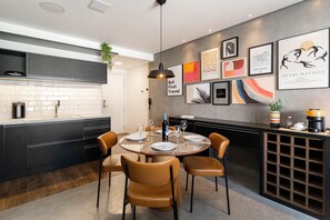 Setin Geneva 1006 | Restaurantes