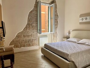 Exclusive Room | Hypo-allergenic bedding, iron/ironing board, free WiFi - Il Vicolo di trastevere (Rome)