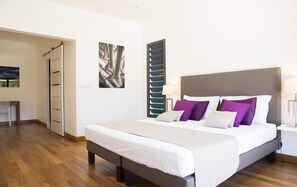 4 bedrooms, in-room safe, iron/ironing board, free WiFi