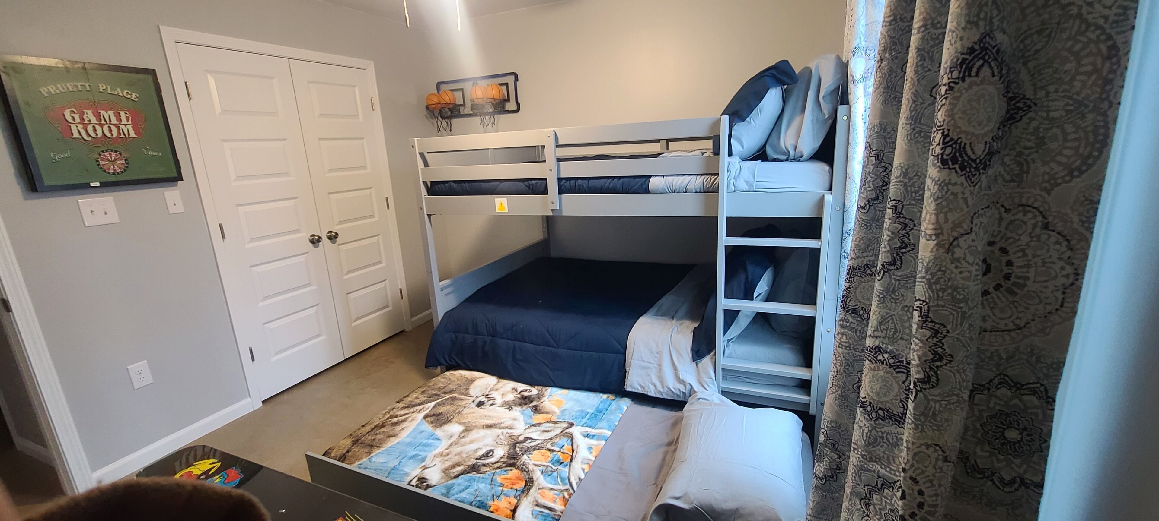 3 dormitorios, wifi gratis, ropa de cama