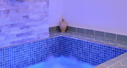 Apartment 'La Morería' with Wi-Fi and Air Conditioning