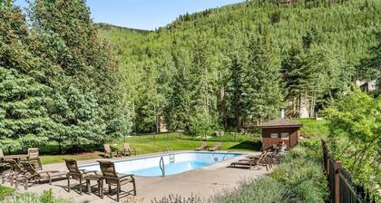 Vail Home/Hot Tub On Bus Line