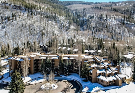 Exterior. Vail Home/Hot Tub On Bus Line