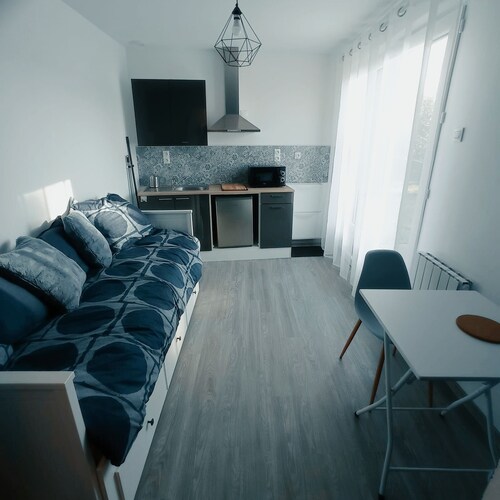 T'RELAX - studio lumineux et calme avec jardin