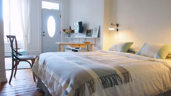 1 bedroom, iron/ironing board, travel cot, WiFi - Lovely Apartment for 2 in the Heart of Mile-end (Montréal)