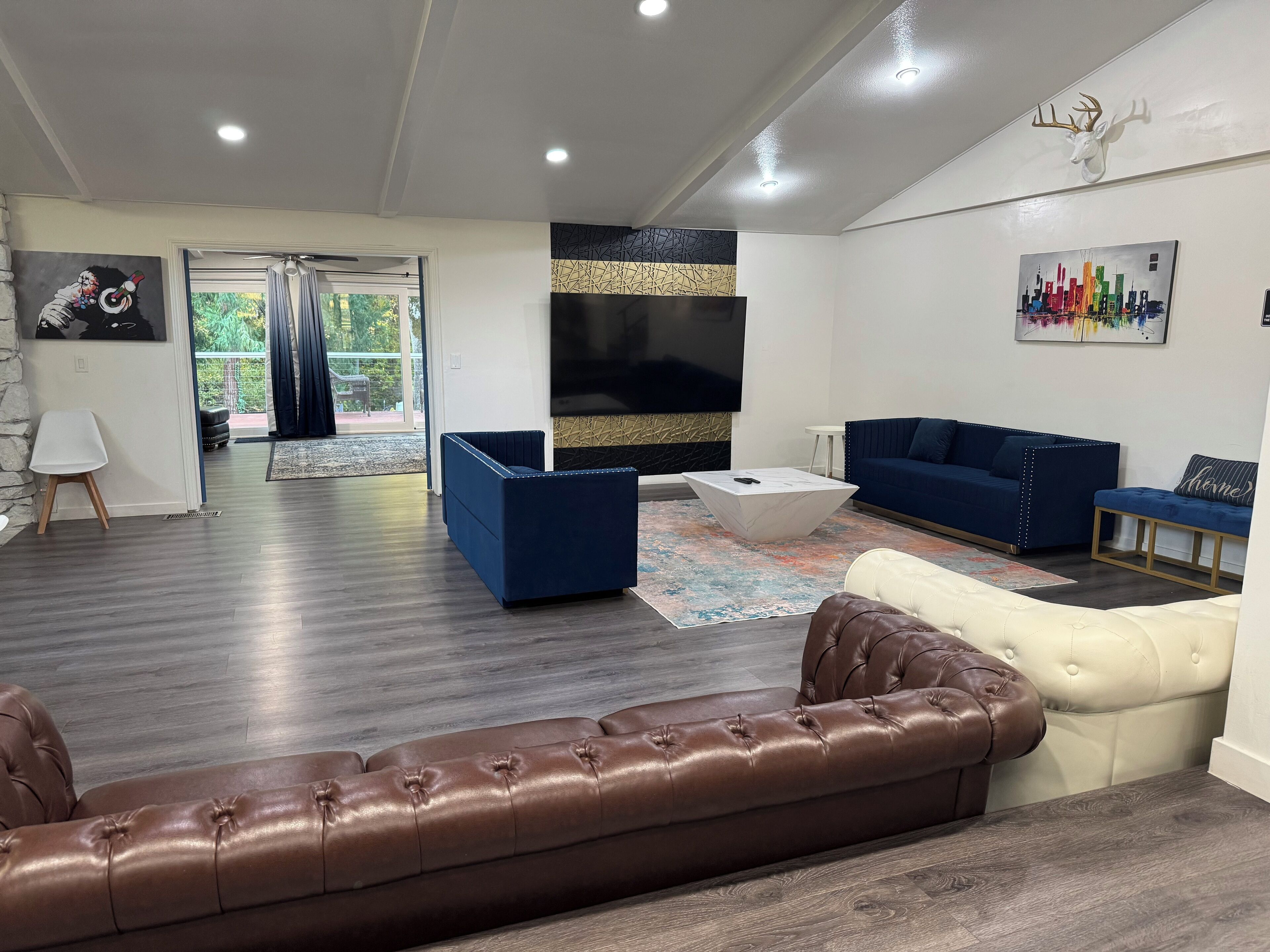 TV, fireplace, table football, ping pong