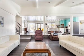 TV, fireplace, table football, ping pong - Modern LakeHouse-Spacious Family Retreat Sleeps 20 (Oakhurst)