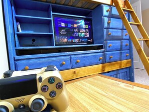 Spielezimmer