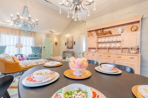 Dining - Cottage Clare - A Sayles Ranch Home  (Abilene)