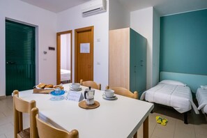 1 bedroom, free WiFi, bed sheets - Feriendorf Stork Bungalow Bilo für 5 Personen (Roseto degli Abruzzi)