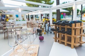 Bar (in der Unterkunft)