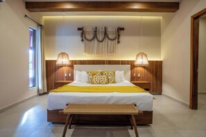 10 chambres, fer et planche à repasser, lit parapluie, Wi-Fi