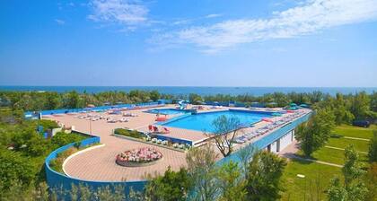 Camping Village Rosapineta Mobilehome Happy Plus für 7 Personen