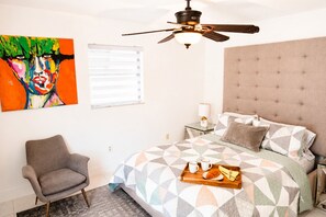 3 bedrooms, travel crib, free WiFi, bed sheets