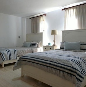 4 Schlafzimmer