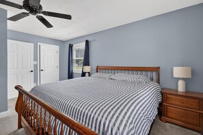 3 dormitorios, tabla de planchar con plancha, wifi y ropa de cama