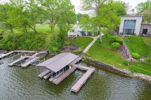 Exterior - Lake front Cottage on Morse Reservoir w/ Boat Slip (Cicero)