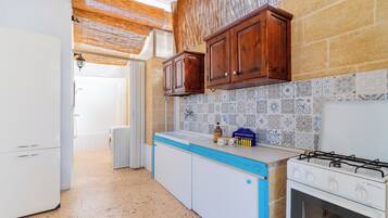 Réfrigérateur, plaque de cuisson