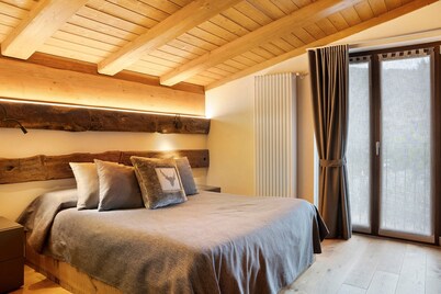 Apartment 'Locanda Ca Bianca - Family Suite' with Mountain View, Shared Garden and Wi-Fi