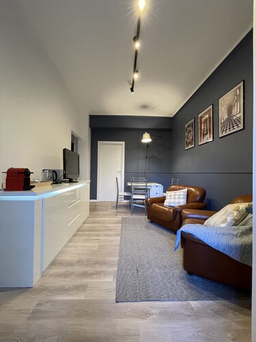 Cozy three-room apartment Turin