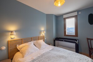 4 sovrum, strykjärn/strykbräda, gratis wi-fi och sängkläder