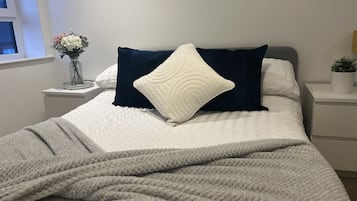 Deluxe Apartment | Living area