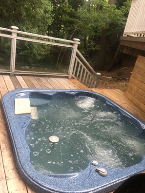 Bañera de hidromasaje exterior