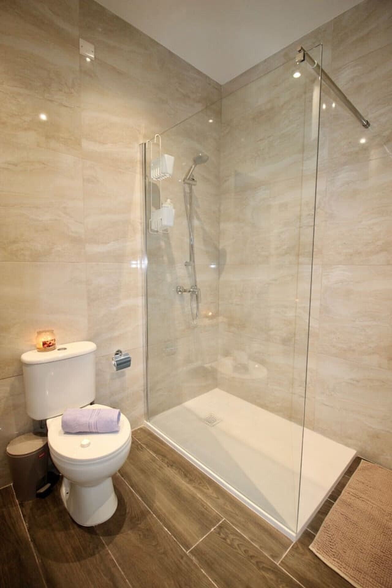 Hårtørrer, håndklæder