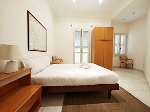 1 makuuhuone, silitysrauta/-lauta, ilmainen Wi-Fi, vuodevaatteet