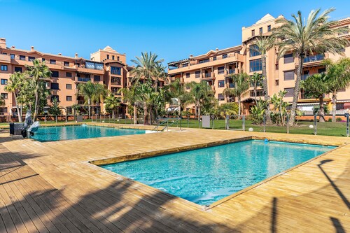 Appartement "Dos Mares" avec vue sur les montagnes, piscine partagée et Wi-Fi