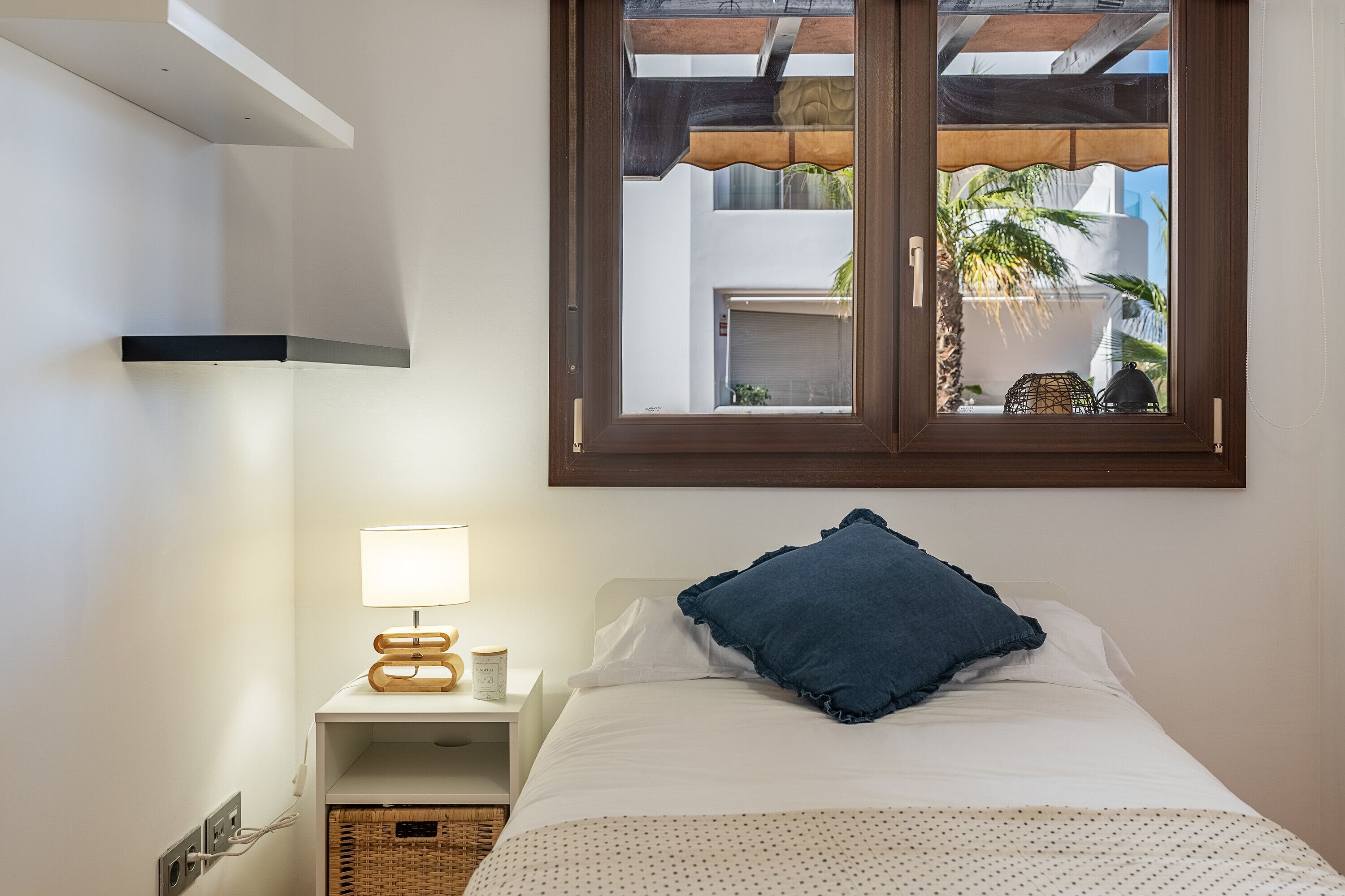 3 chambres, fer et planche à repasser, Wi-Fi gratuit, draps fournis