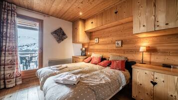 4 habitaciones, tabla de planchar con plancha y wifi gratis