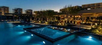 3 Bedroom/4 Bathroom Luxury Condominium