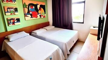 2 quartos, ferros/tábuas de passar roupa, Wi-Fi de cortesia