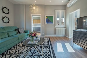 TV - Flamingo Luxury with view (Florence)