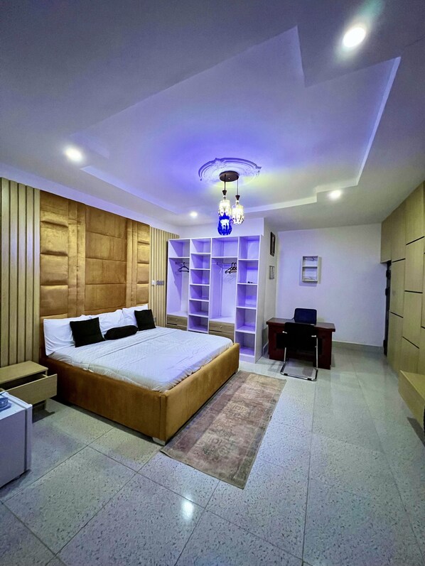 1 bedroom, WiFi, bed sheets - Beautiful and Cozy single room apartment, for one and one partner. (Abuja)