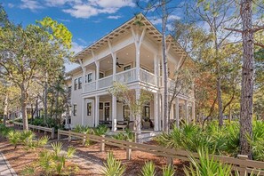 Exterior - STEPS to Camp WaterColor! 6-Seater LSV/Golf Cart, 4 Bikes Included! (Santa Rosa Beach)