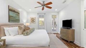 5 Schlafzimmer, Schreibtisch, Bügeleisen/Bügelbrett, kostenloses WLAN