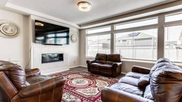 Téléviseur, foyer