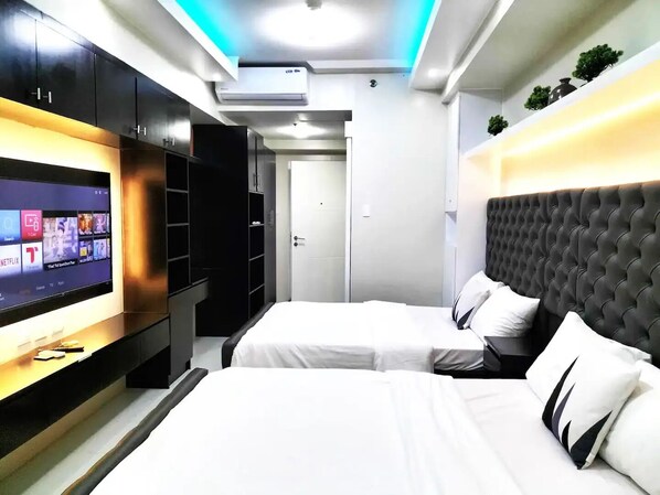 1 bedroom, desk, free WiFi, bed sheets