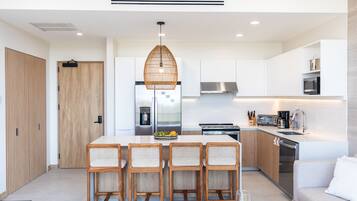 Fridge, microwave, oven, dishwasher