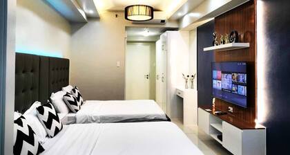 838 Wind Residences Lake and Taal Volcano view