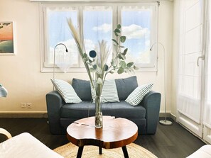 TV - Fouesnant, beautiful apartment 4 people 50 m from the beach of Cap Coz (FOUESNANT)