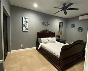 2 quartos, ferros/tábuas de passar roupa, Wi-Fi, roupa de cama