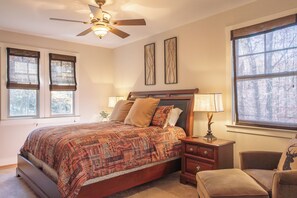 3 dormitorios, tabla de planchar con plancha, Internet y ropa de cama