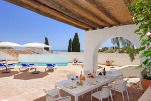 Outdoor dining - A Charming Costa Del Sol Villa with Stunning Sea and Valley Views. (Frigiliana)