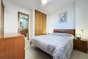 2 Schlafzimmer, Bügeleisen/Bügelbrett, WLAN