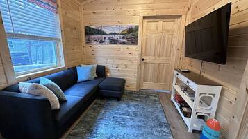 Smart TV, table tennis