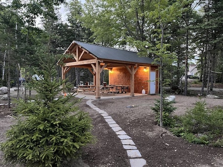 Outdoor dining. Marshall Lodge. At the heart of Acadia and MDI!